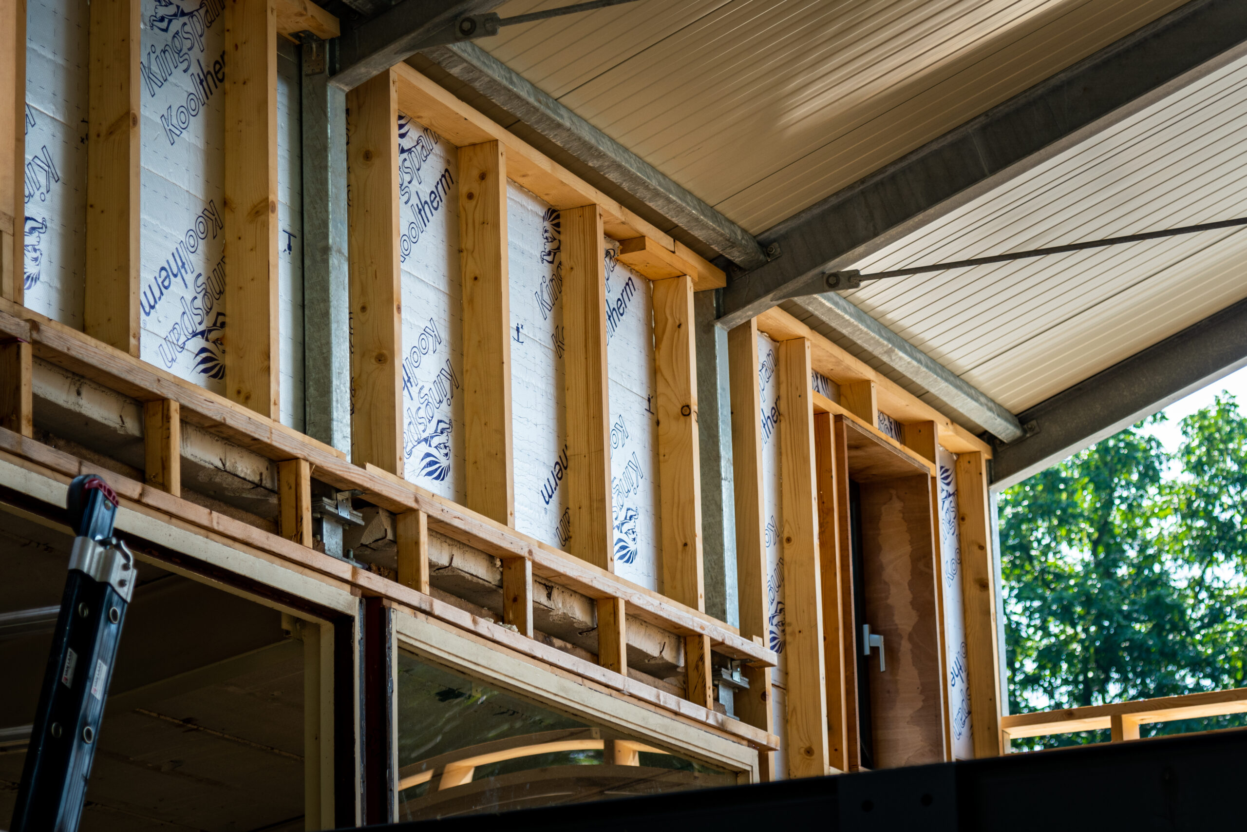 Bouwbedrijf Van Laar realiseert vernieuwbouw van schoolgebouw.