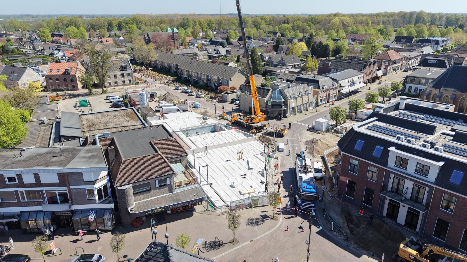 Nieuwbouw Huize Marjoleen de grond uit