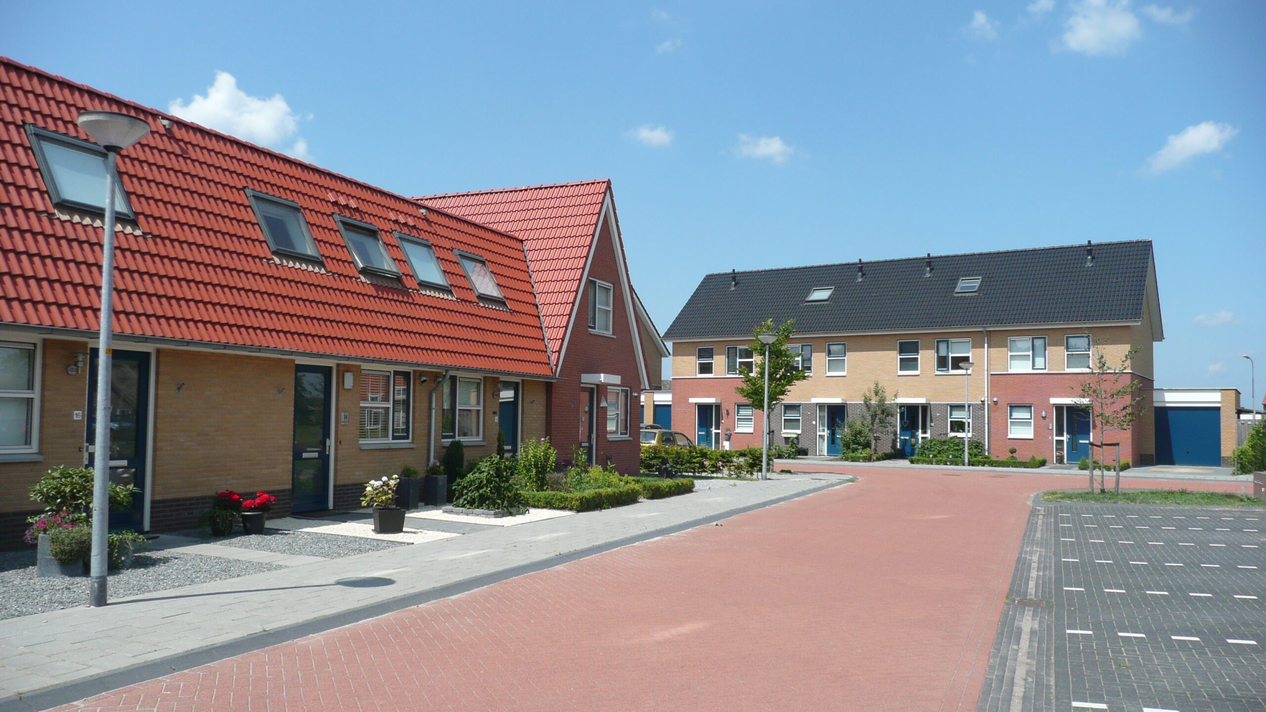 Duurzame nieuwbouwwoningen in de woonwijk Gelders Kwartier in Emst.