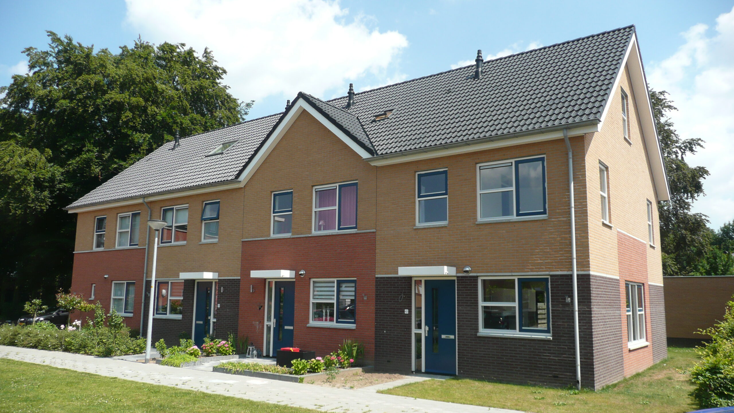Duurzame nieuwbouwwoningen in de woonwijk Gelders Kwartier in Emst.