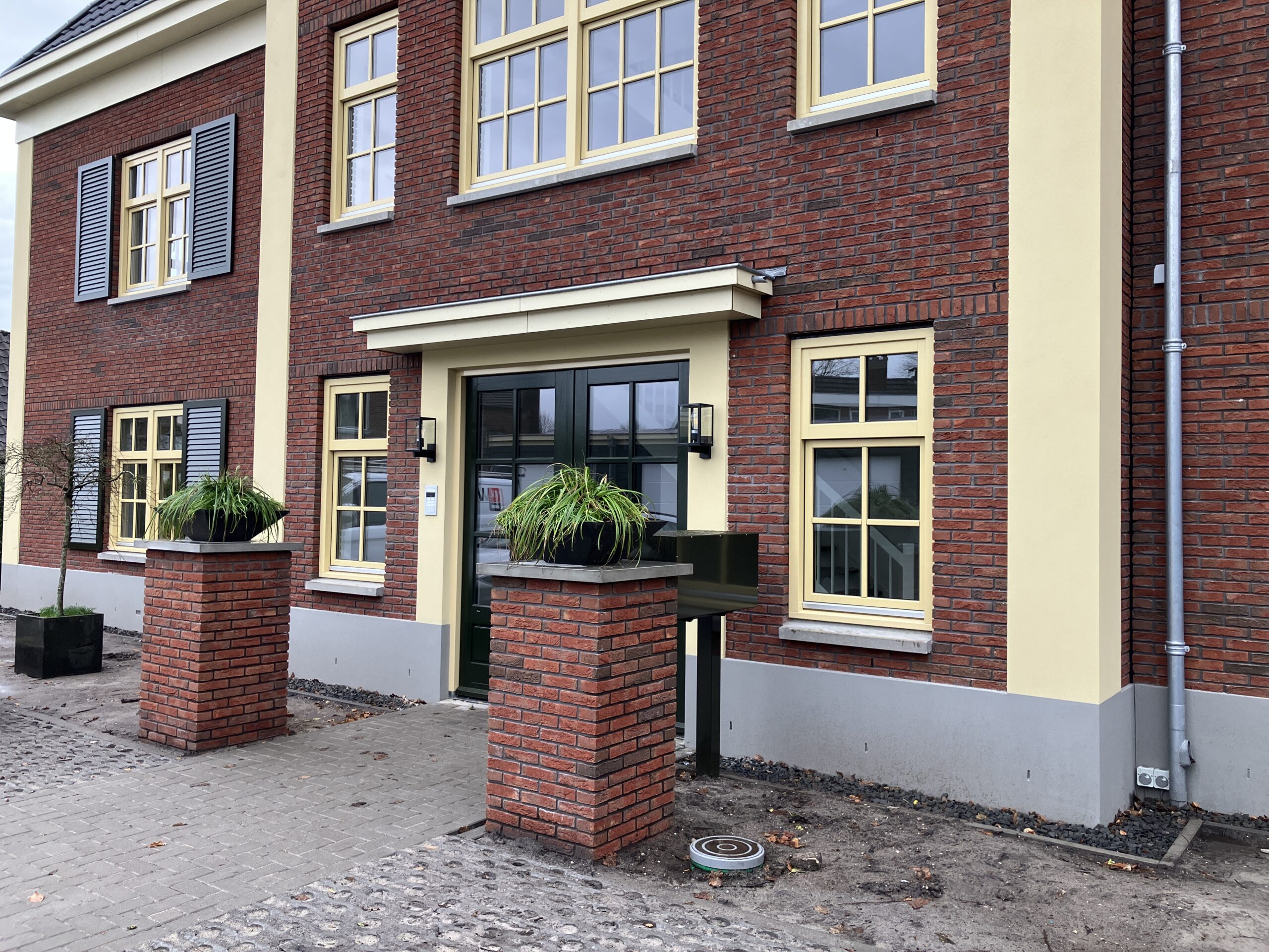 Stijlvolle entree van appartementencomplex Soerelstaete.
