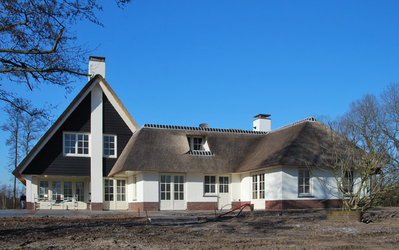Traditioneel gebouwd landhuis met moderne woonkwaliteit.