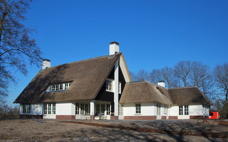 Traditioneel gebouwd landhuis met moderne woonkwaliteit.