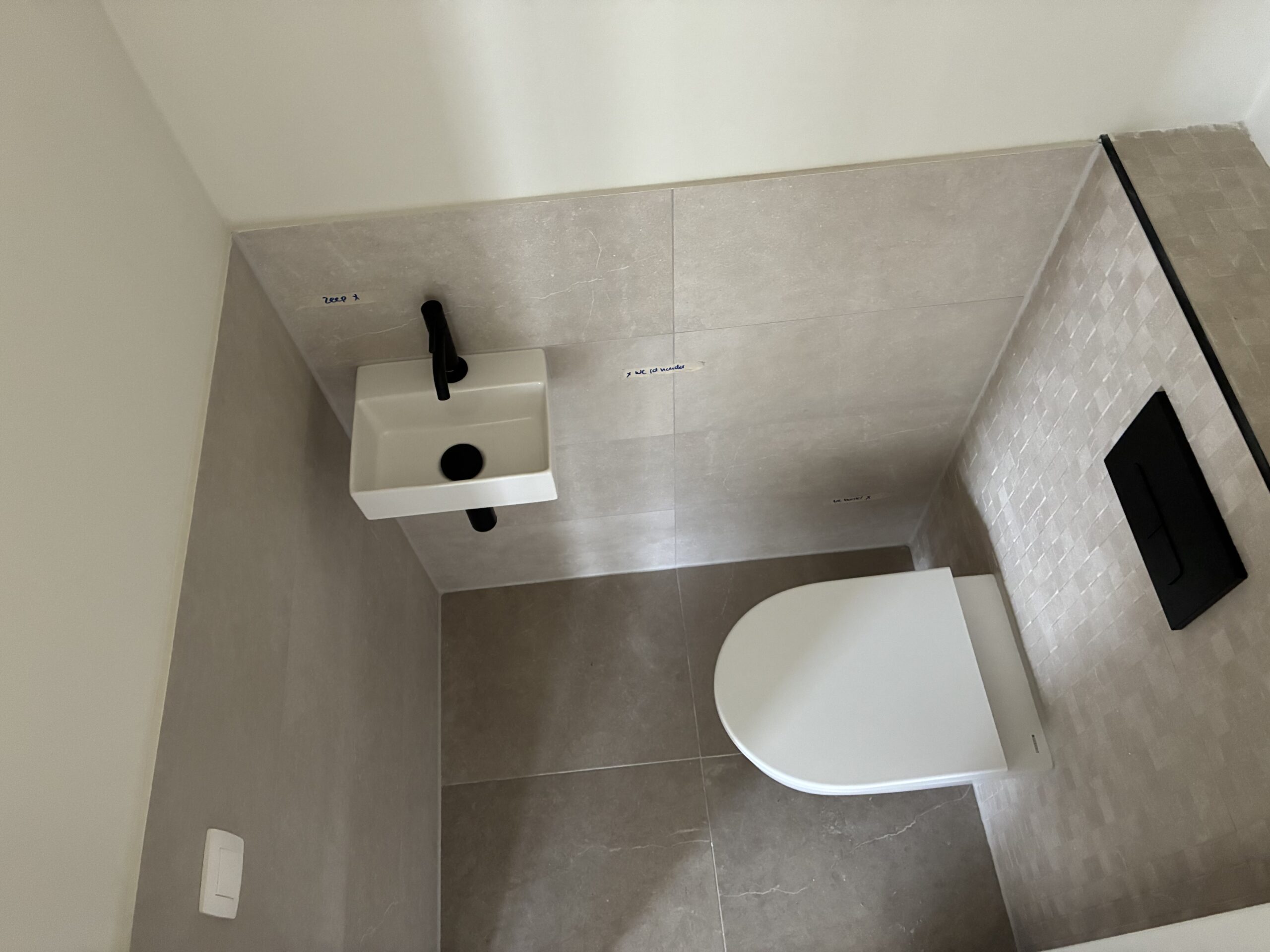 Afbouw van een vrijstaande woning in Wijthmen
