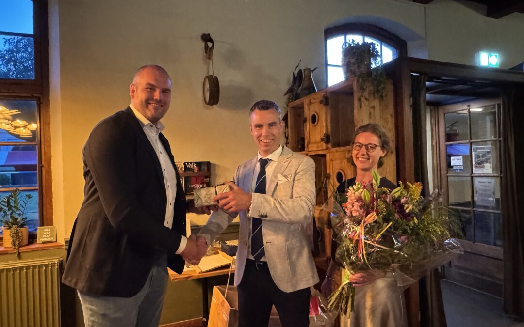 25 jaar vakmanschap: Gerben de Jong jubileert bij Bouwbedrijf van Laar!