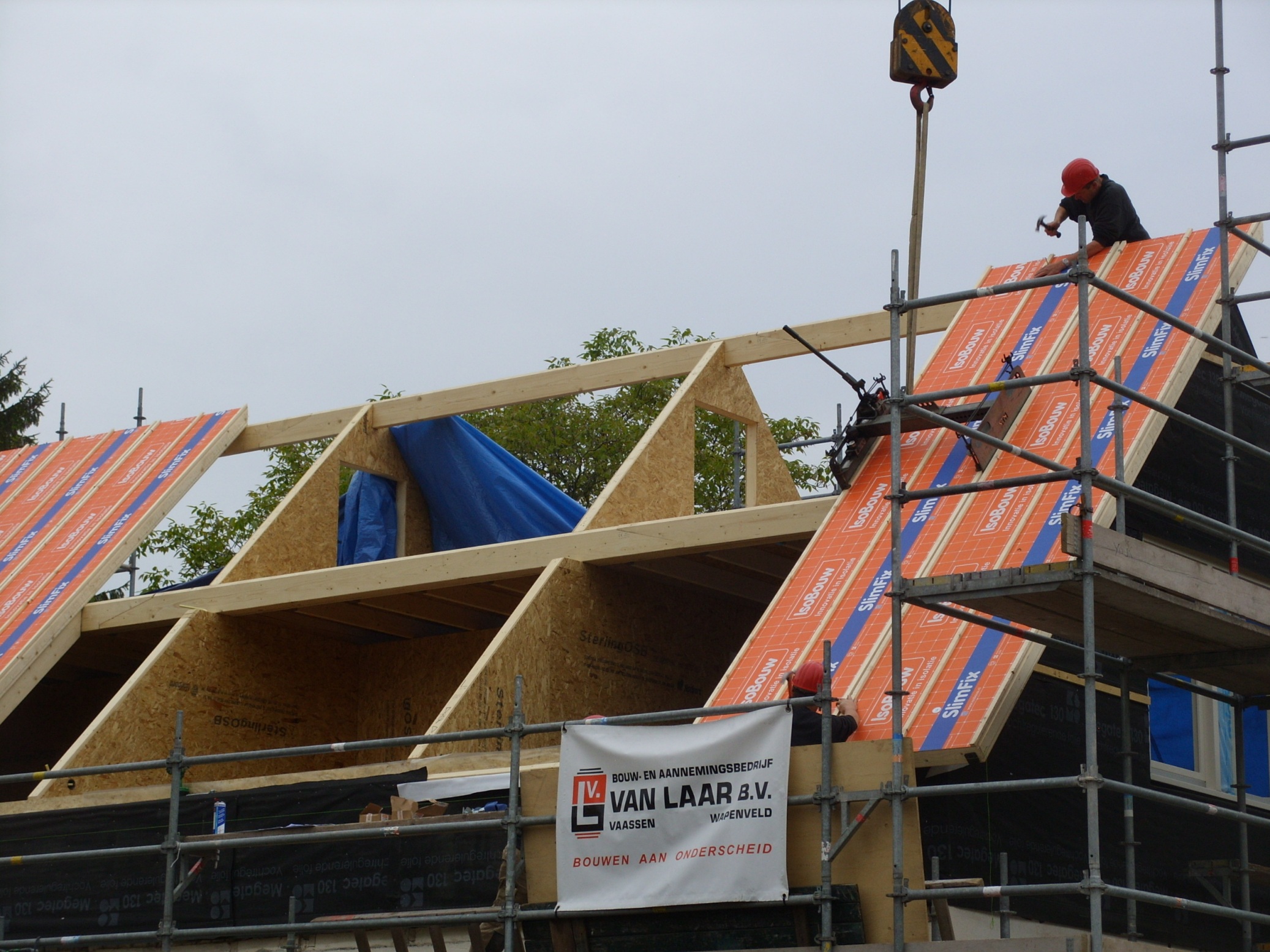 Woninguitbreiding met prefab elementen voor snelle uitvoering.