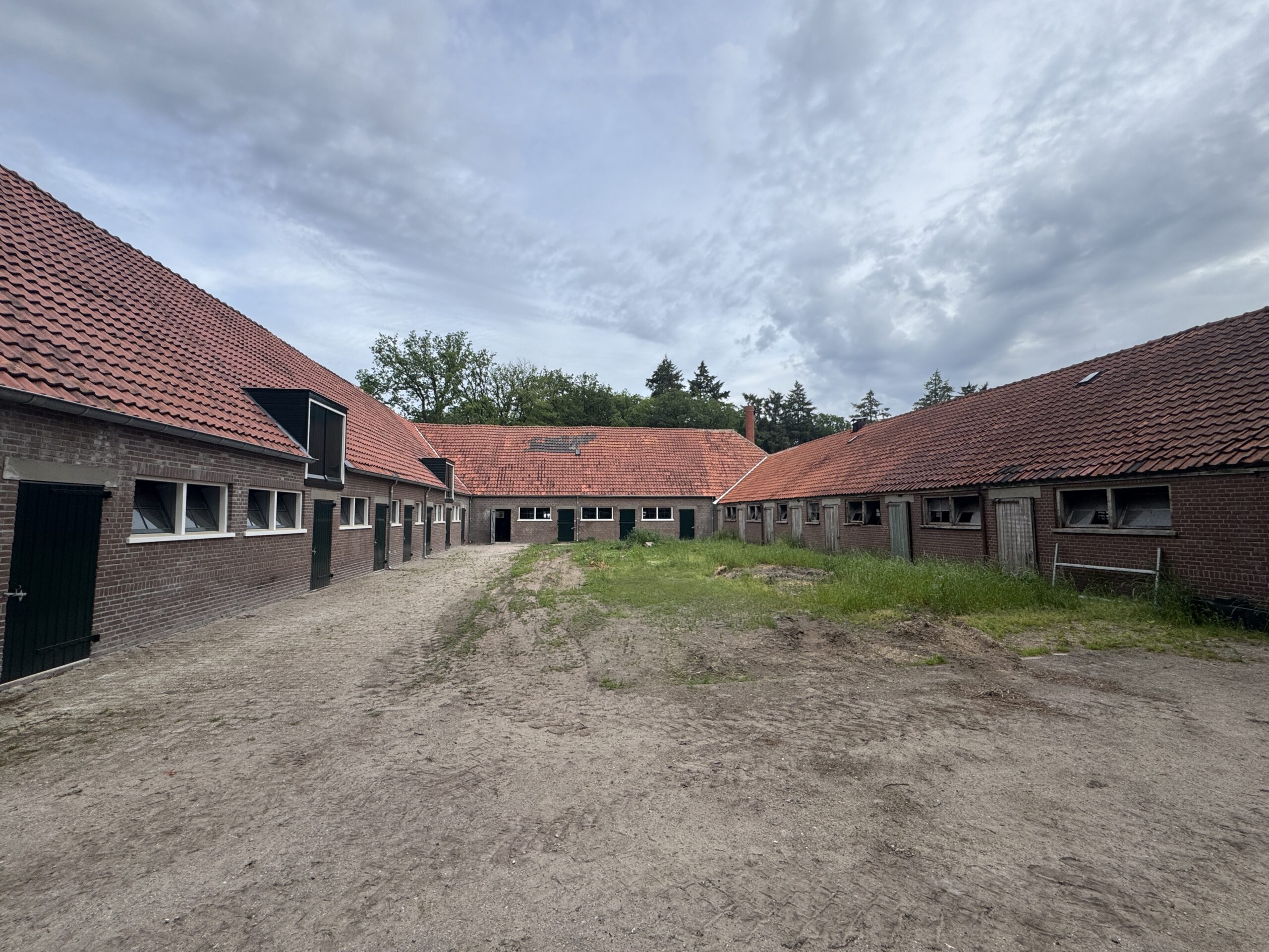 Restauratie van het monumentale complex in Hoenderloo